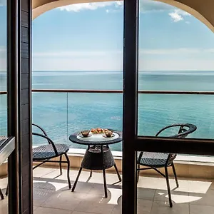 Cabacum Plaza Beach - High-speed Wifi Апартаменты Золотые Пески