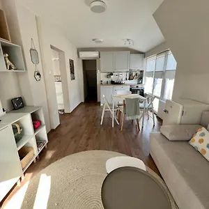 Dockview Atelier Апартаменты Бургас